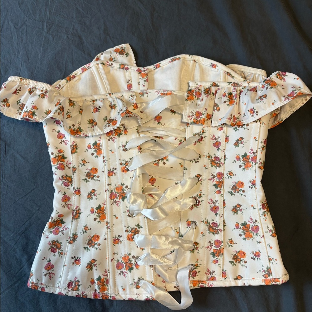 Floral Ruffle Corset Blouse - Picture 2 of 3